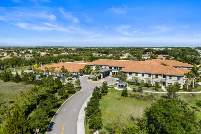 Capstone-Royal-Palm-005-AL