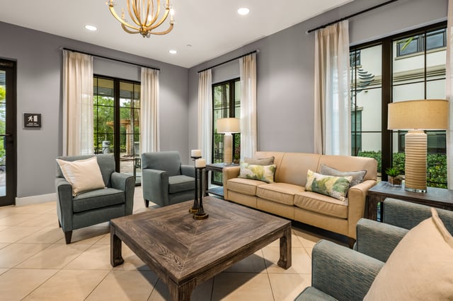 Capstone-Royal-Palm-037-AL