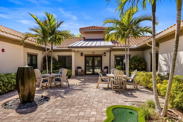 Capstone-Royal-Palm-077-MC