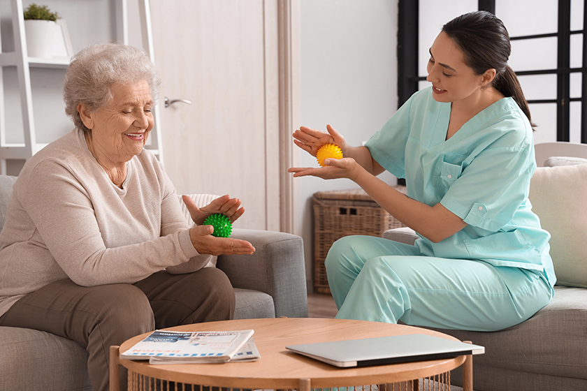 5 Ways An Assisted Living Facility Benefits Your Loved One's Mental Health