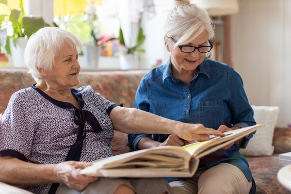 5 Signs Your Parent Needs Memory Care in Royal Palm Beach, FL